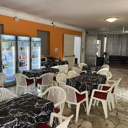 Hotel Wega Bellaria-Igea Marina Exterior foto